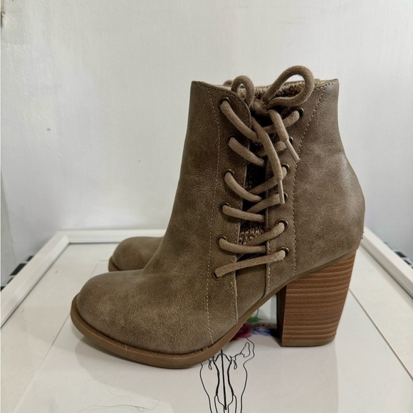 Vintage 7 Eight Ankle Boots ~ Size 7 - Picture 3 of 7